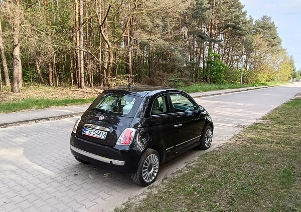 Fiat 500 cena 22900 przebieg: 122000, rok produkcji 2013 z Śrem małe 137